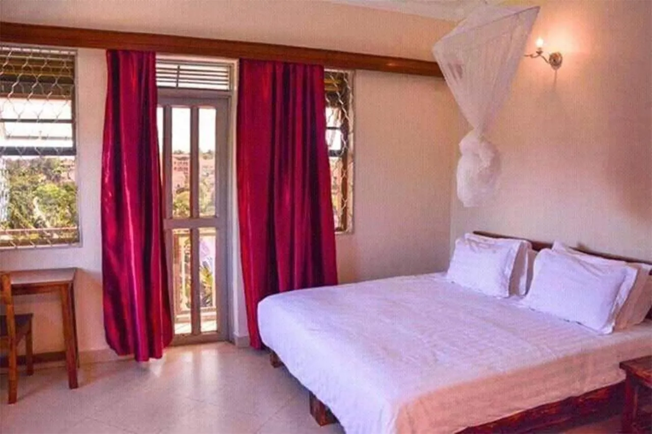 A Wonderful Apartment Wail In The Incredible City Of Kampala